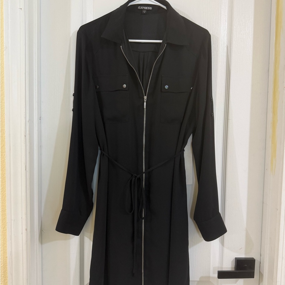 Express women’s black zip-up midi dress, size L